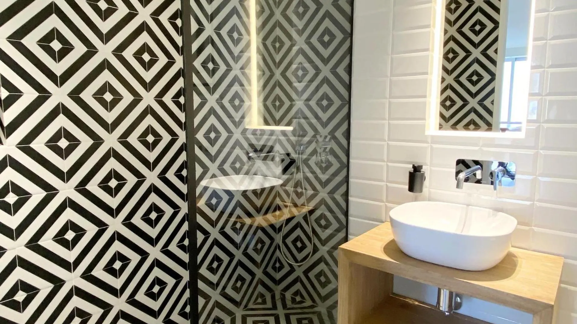 Lägenhet Chayofa Suites Santa Cruz de Tenerife Spanien